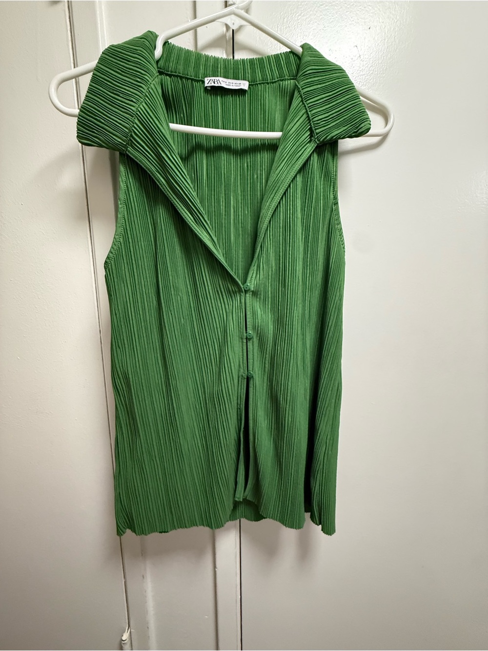 ZARA Bright Green Pleated Sleeveless Collared Top